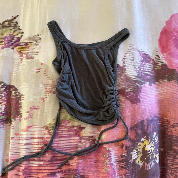 Side tie tank - Picture 3 of 3